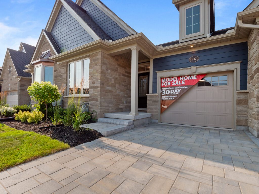 MLS-3961 Mitchell Cres_-35